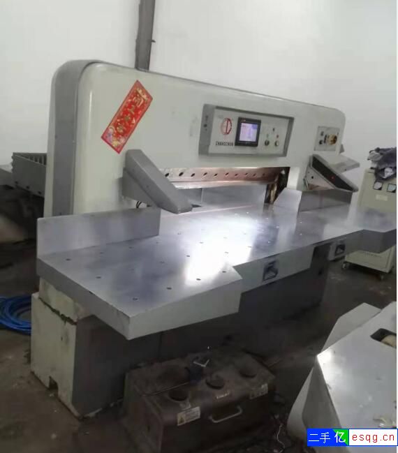 二手长春130电脑涡轮蜗杆液压切纸机-1