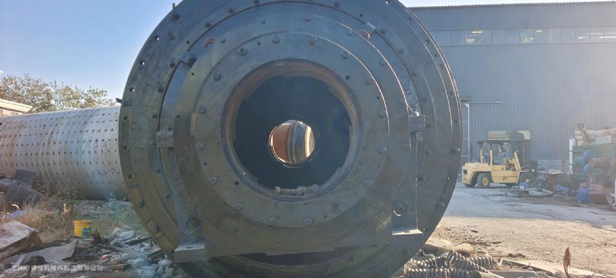 低价转让九成新球磨机。-1