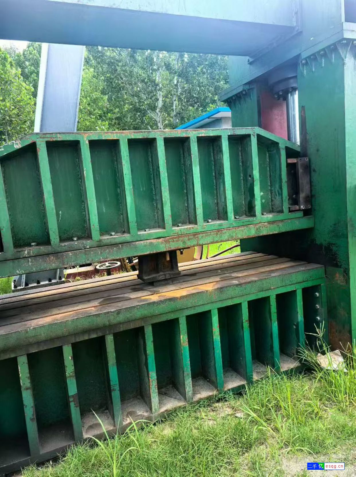 出售二手500吨压力机一台-2