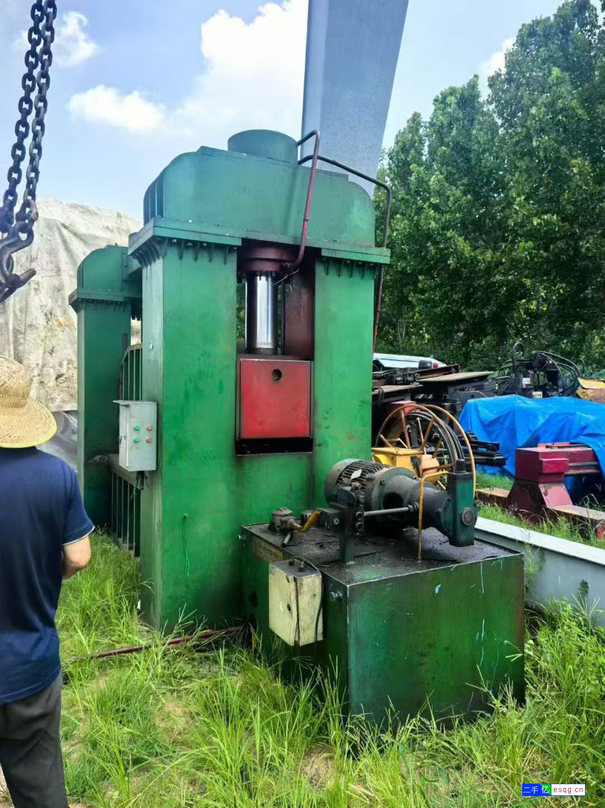 出售二手500吨压力机一台-1