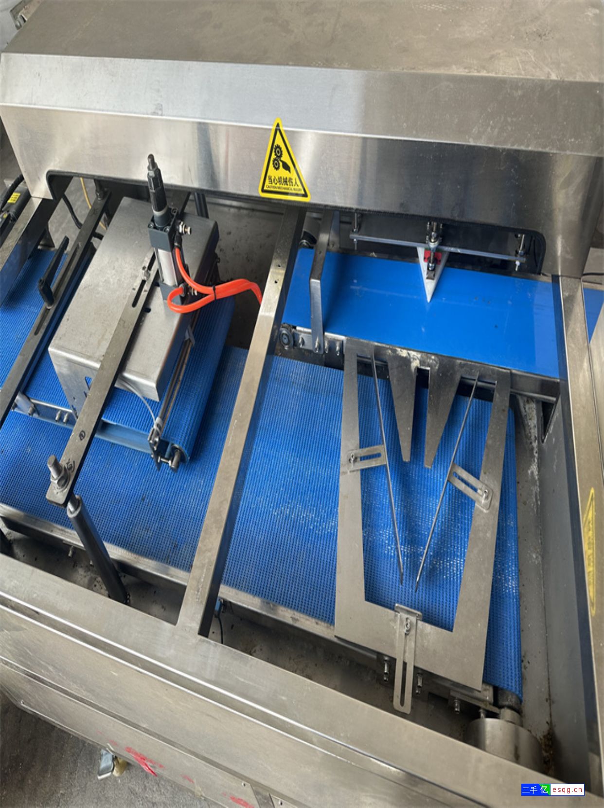 转让8成新二手月饼包馅机一台-3