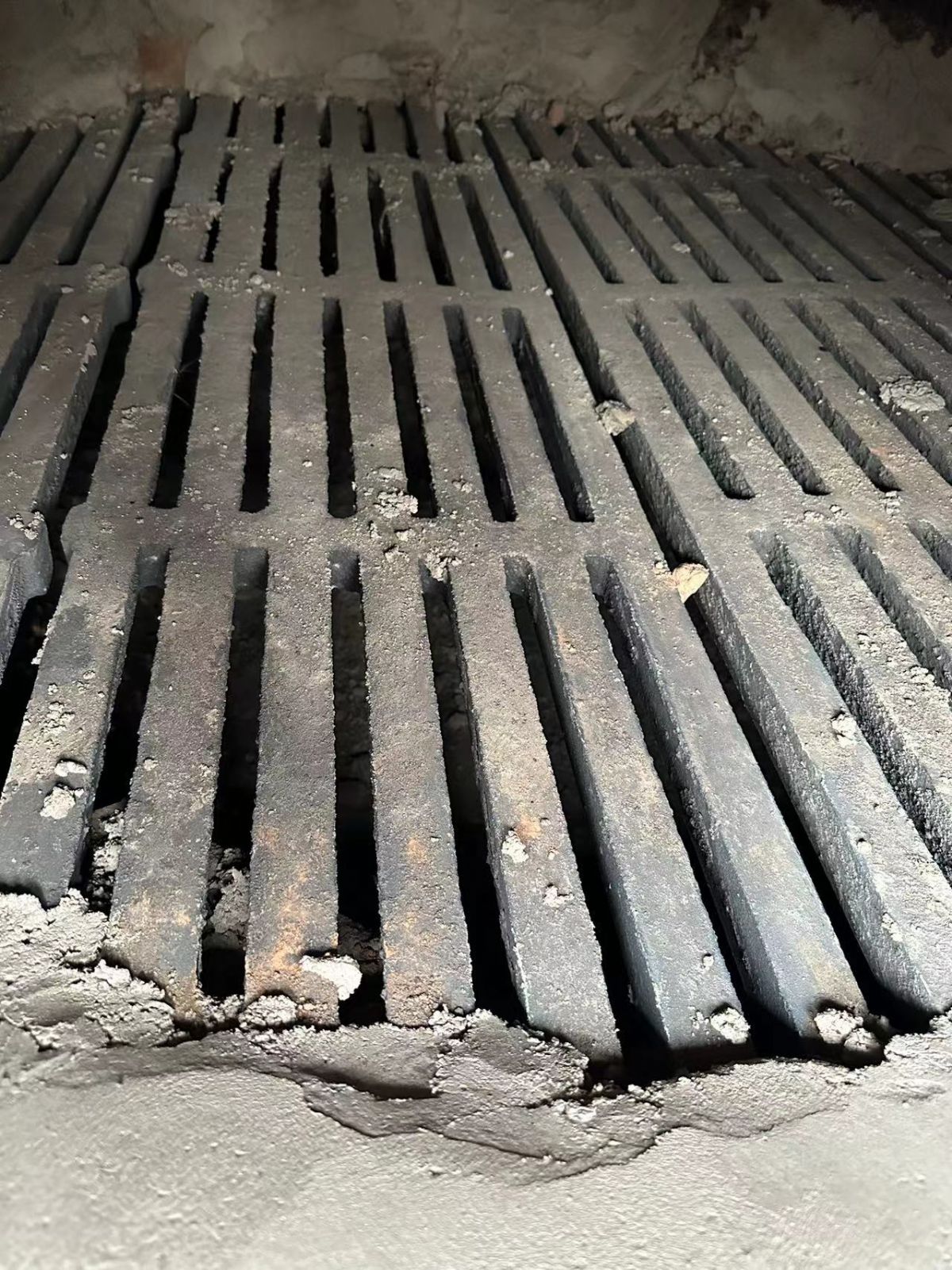 出售两吨手烧式导热油锅炉-2