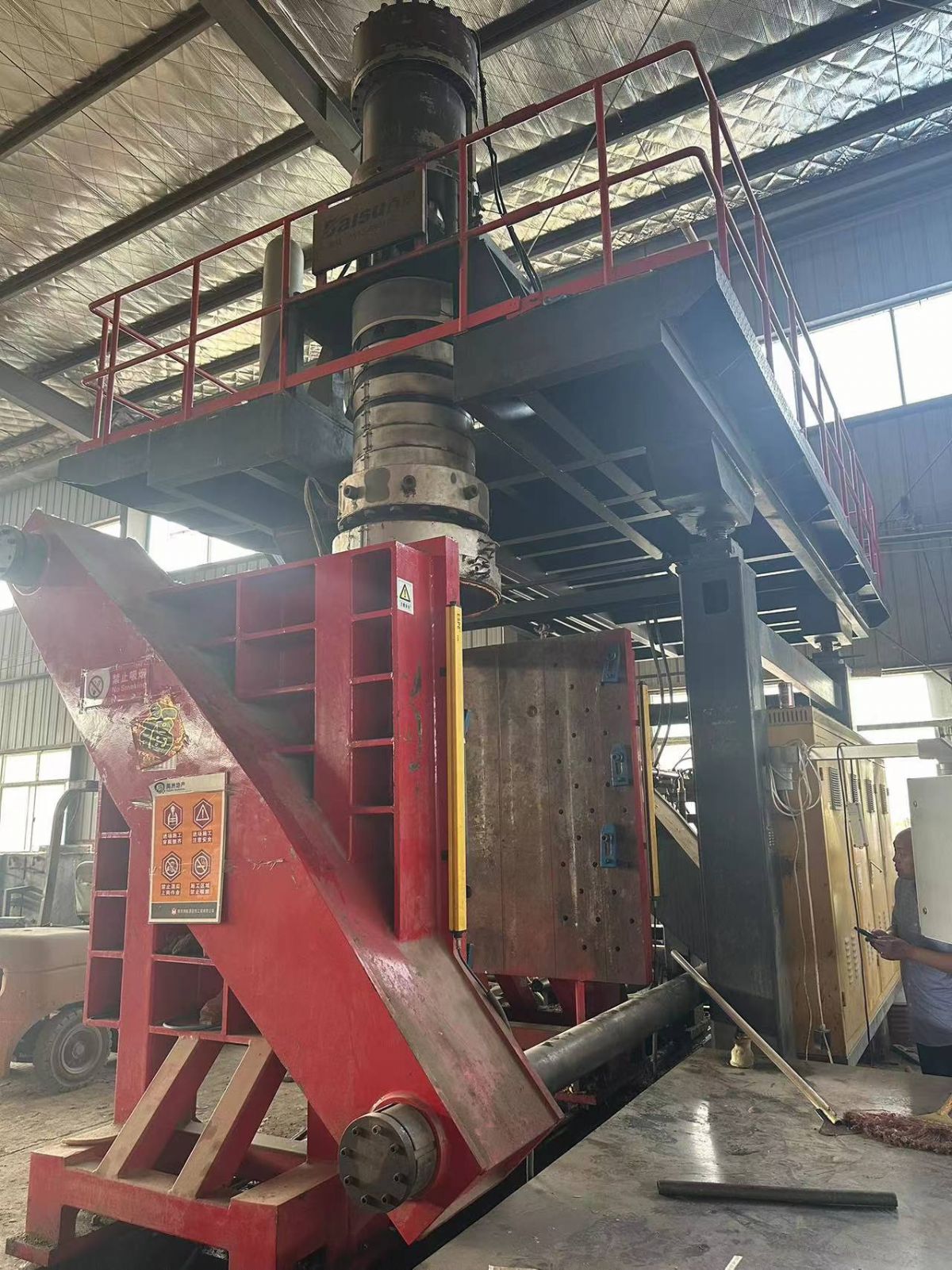 生产水马围挡 120吹塑机转让-2