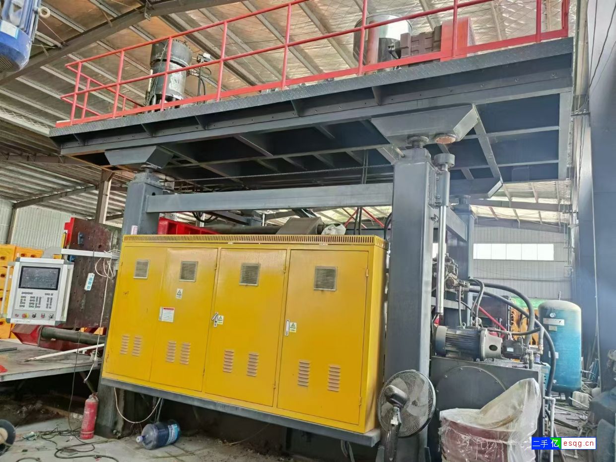 二手120吹塑机转让-1