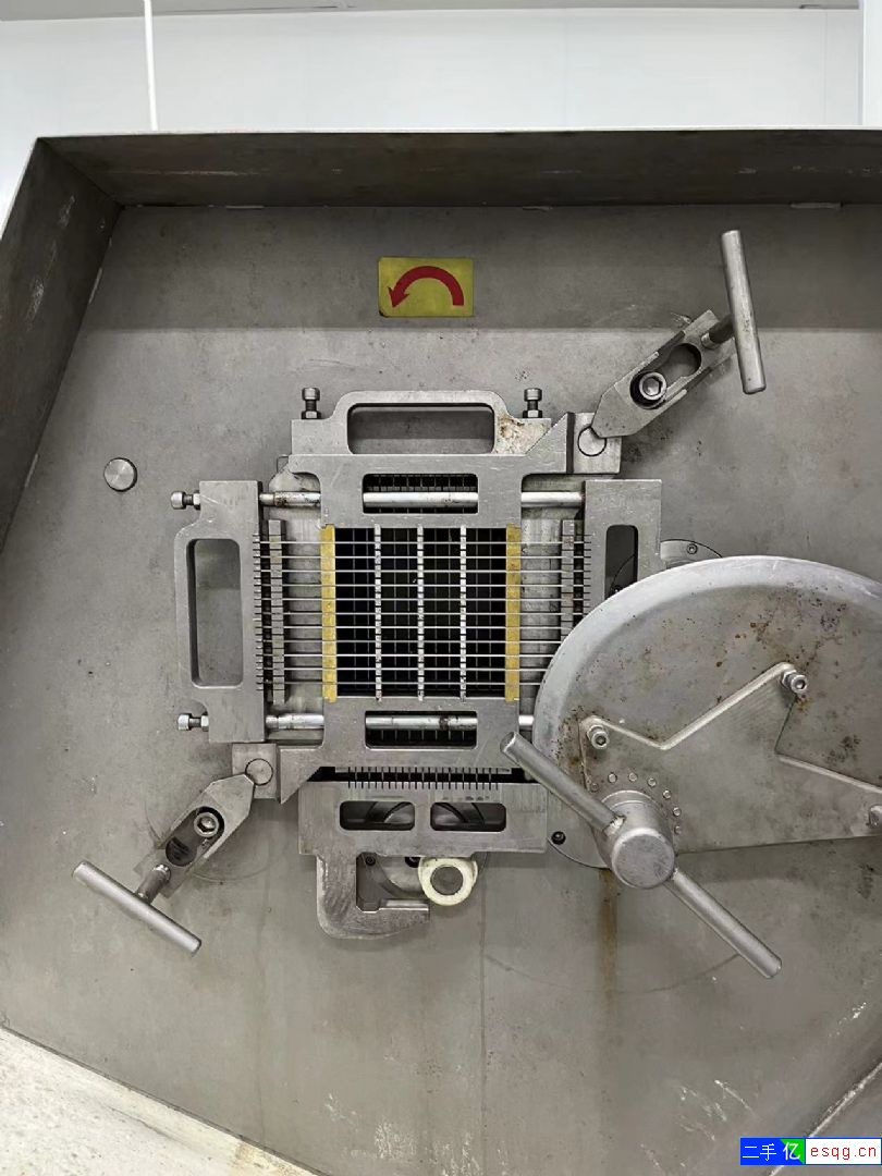 出售一台9成新冻肉切丁机 多功能切丁机 120型绞-2