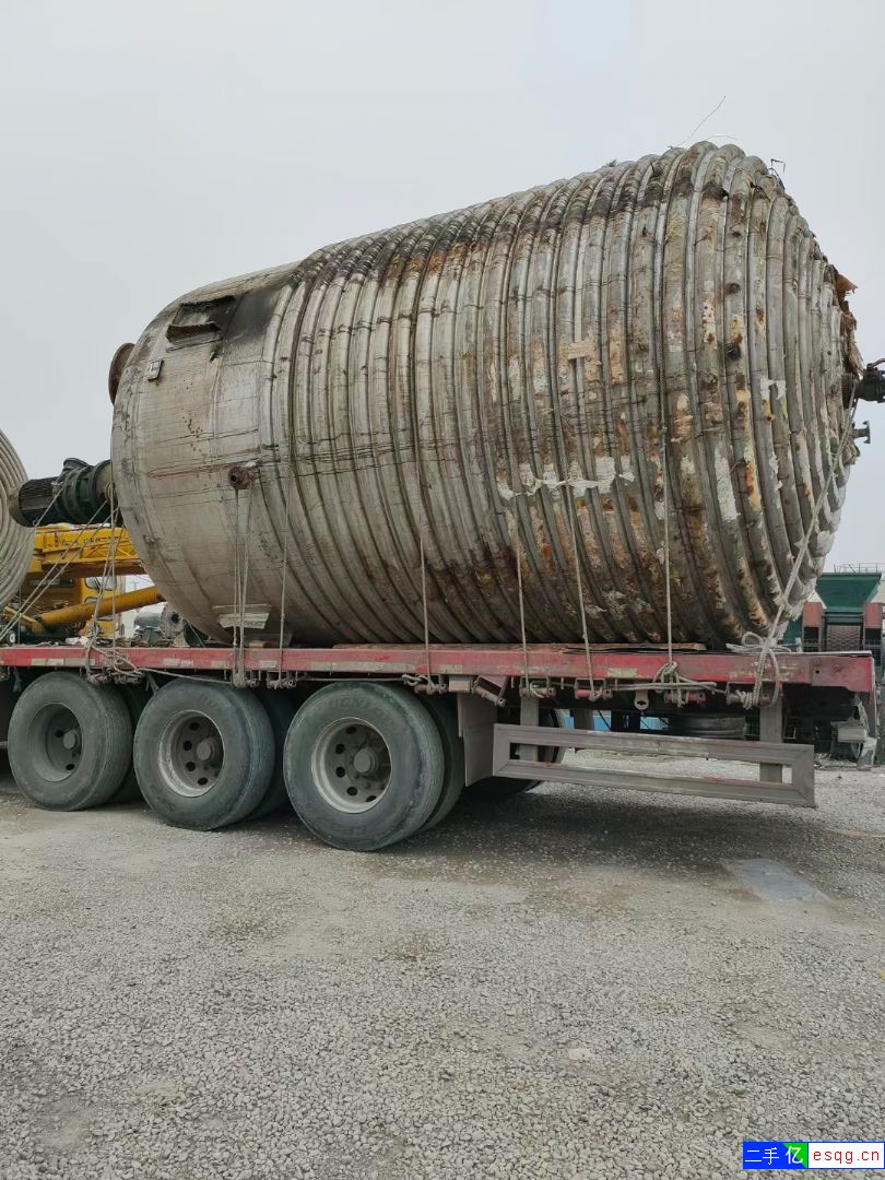 转让二手5吨搪瓷反应釜  3吨钛材蒸发器 二手10-1