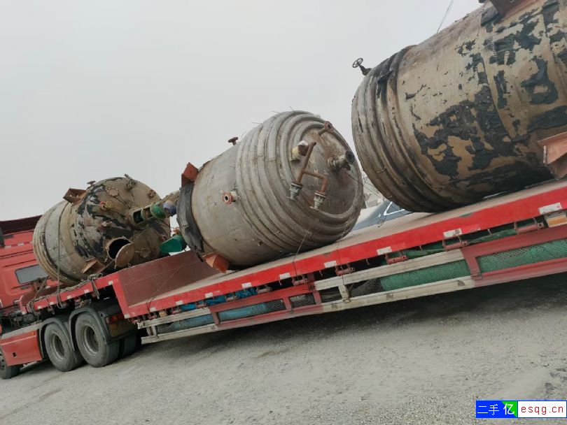 转让二手5吨搪瓷反应釜  3吨钛材蒸发器 二手10-2