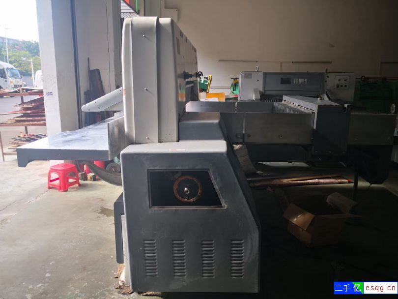 瑞安1150切纸机-1