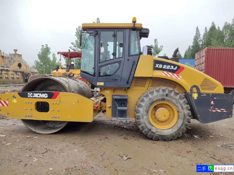 天门二手徐工22吨压路机-2