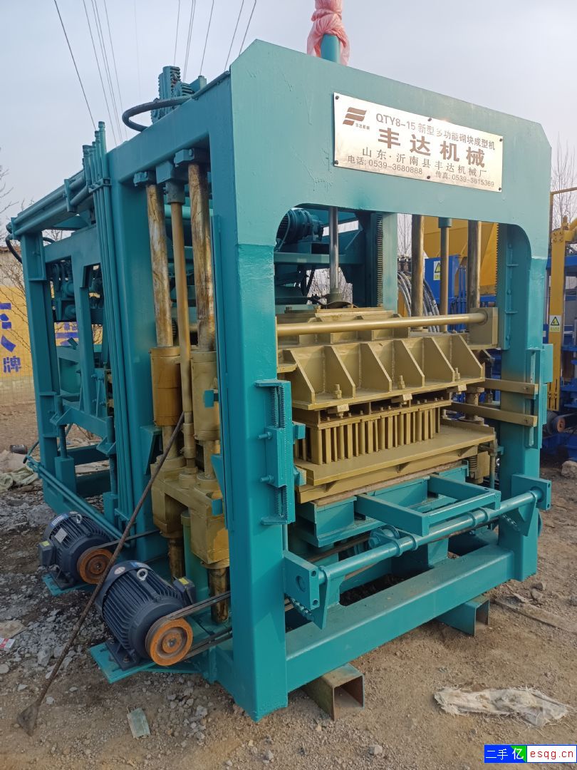 九成新8－15环保砖机一套（水泥免烧）-1