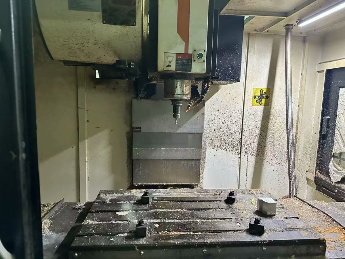 两台866重型线轨加工中心,三菱80系统,带刀库-2