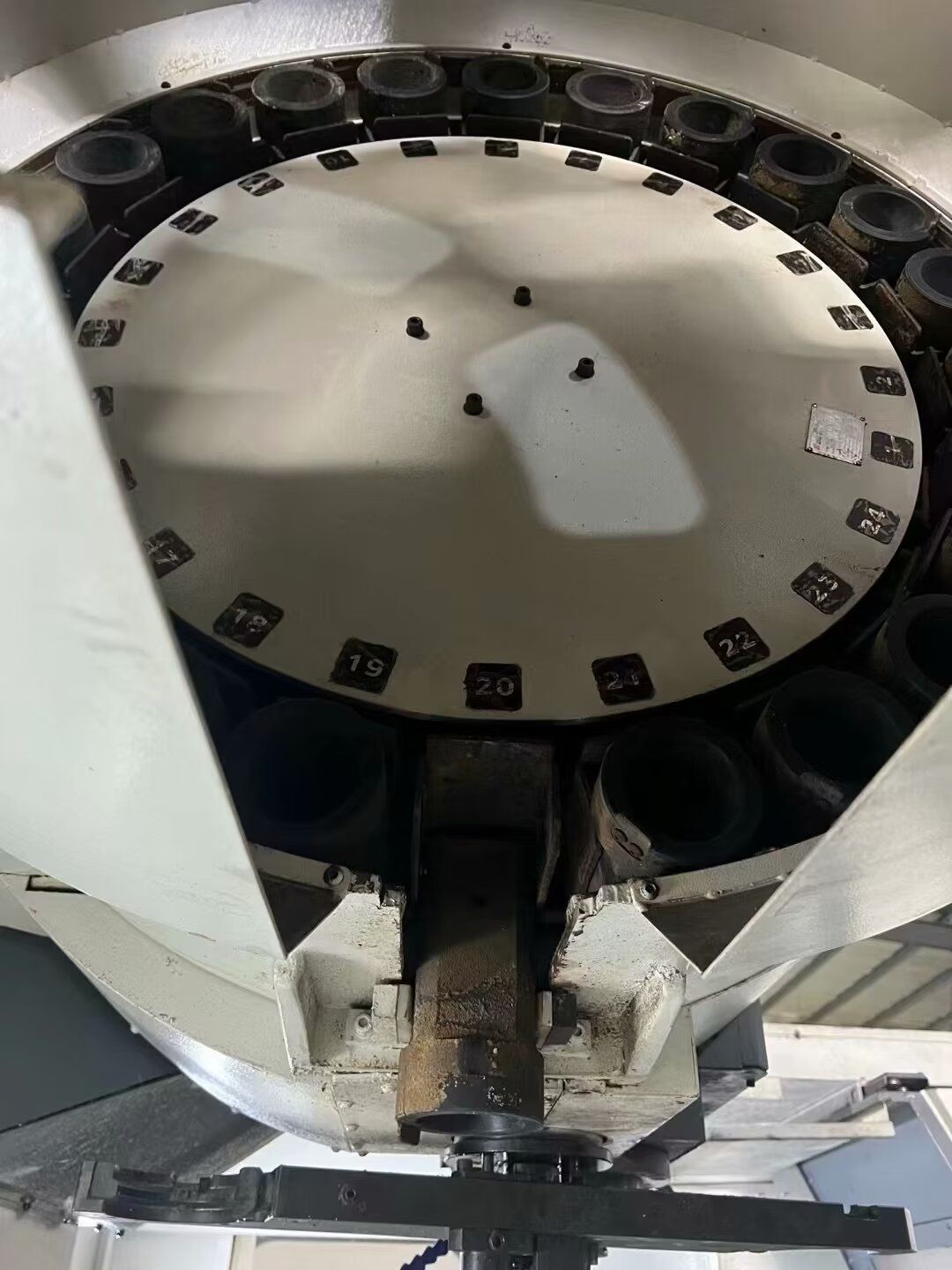 转让台湾永进TV116B加工中心-2