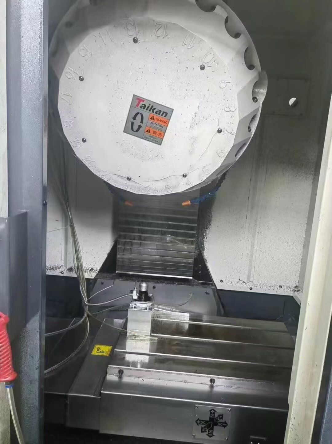 转让江苏工厂在位准新台群一批T-500S钻攻中心-1