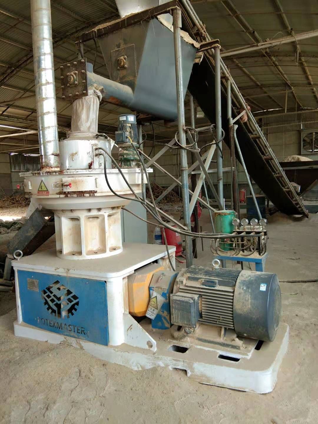 转让9成新二手生物质颗粒机5台-2