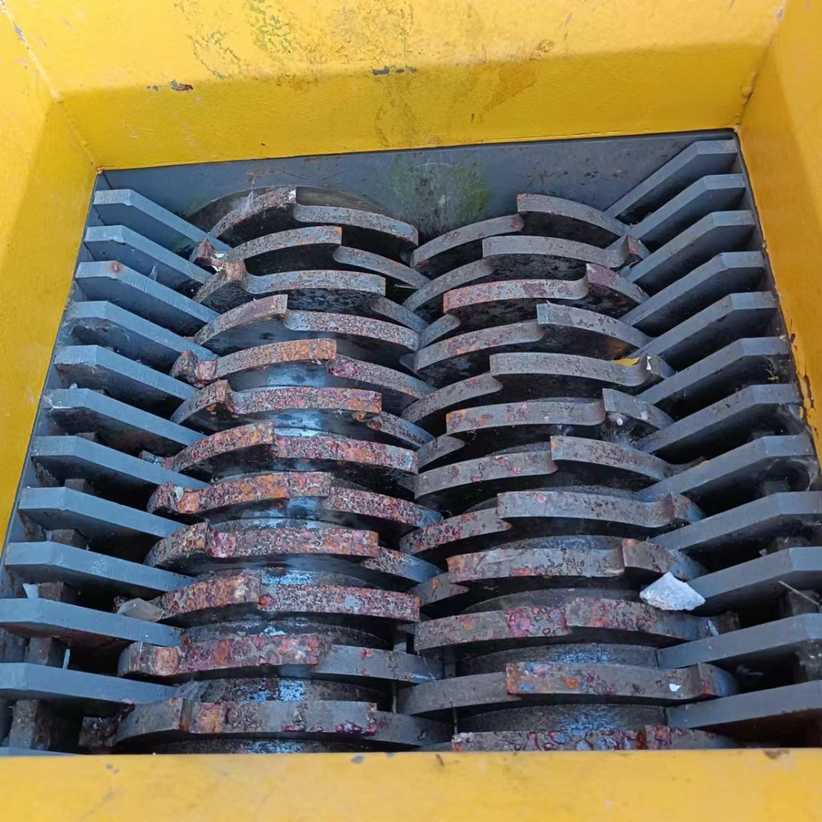 转让二手400撕碎机一台-1