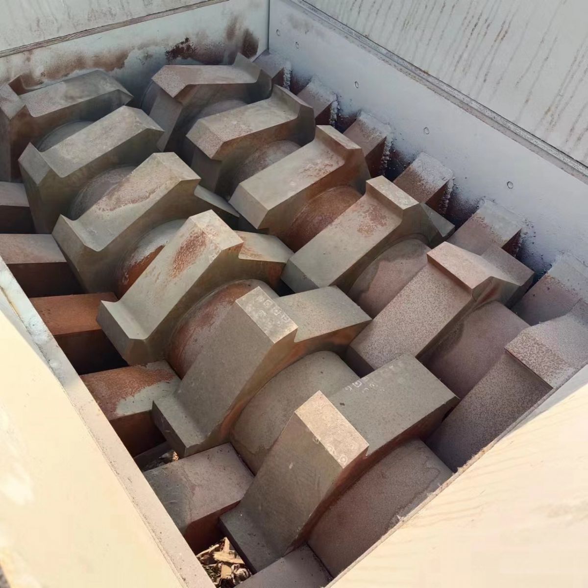 转让9成新二手1200重型撕碎机-2