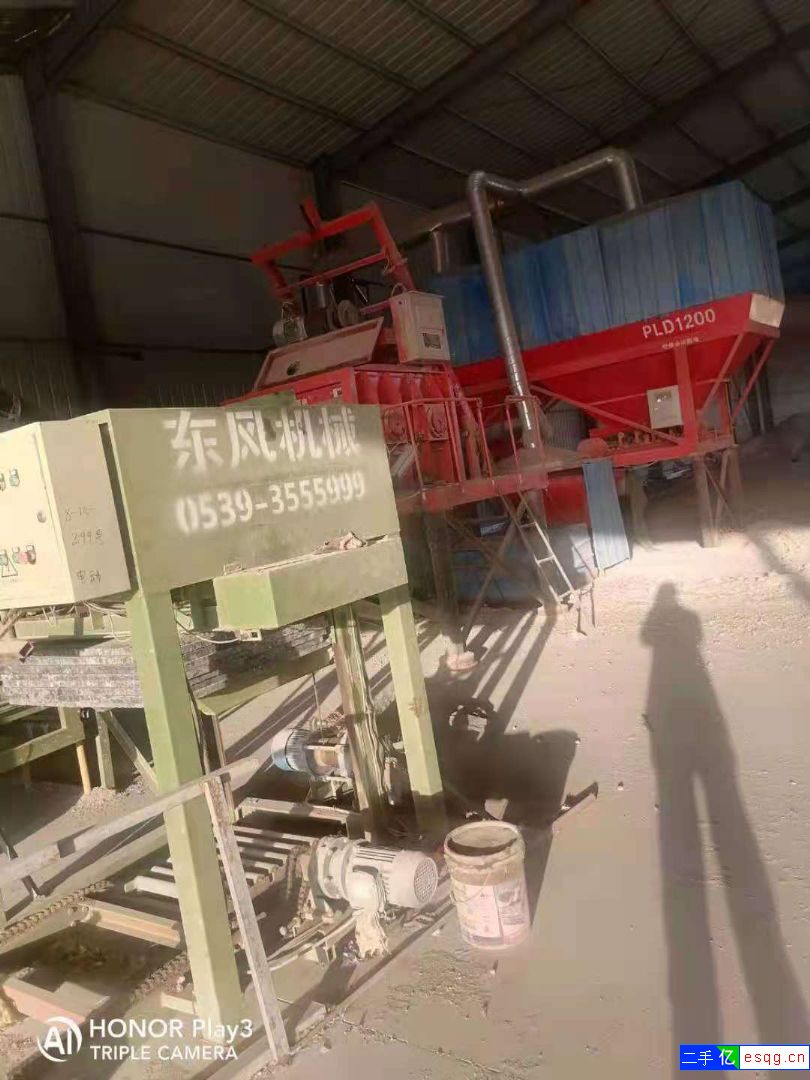 二手免烧砖机精品8-15-3