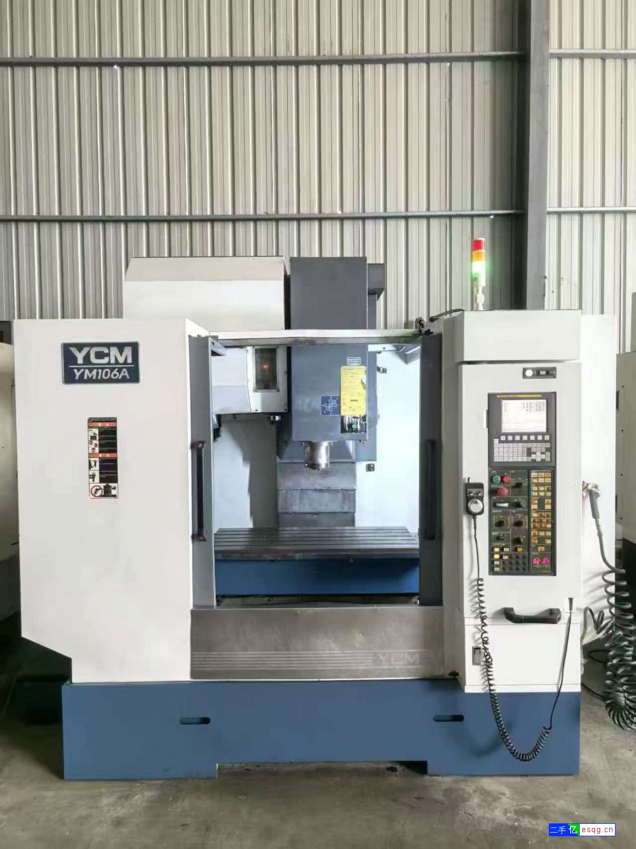 转让永进1060硬轨刀臂刀库加工中心二手1060-1