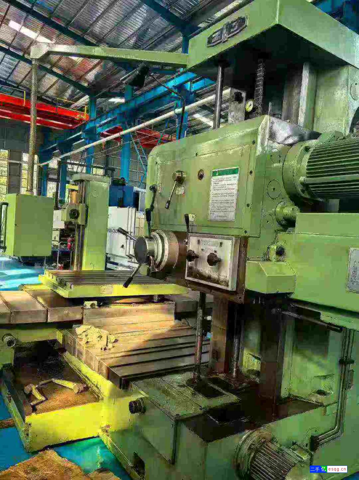 最新到货中捷6111b/2镗床-1