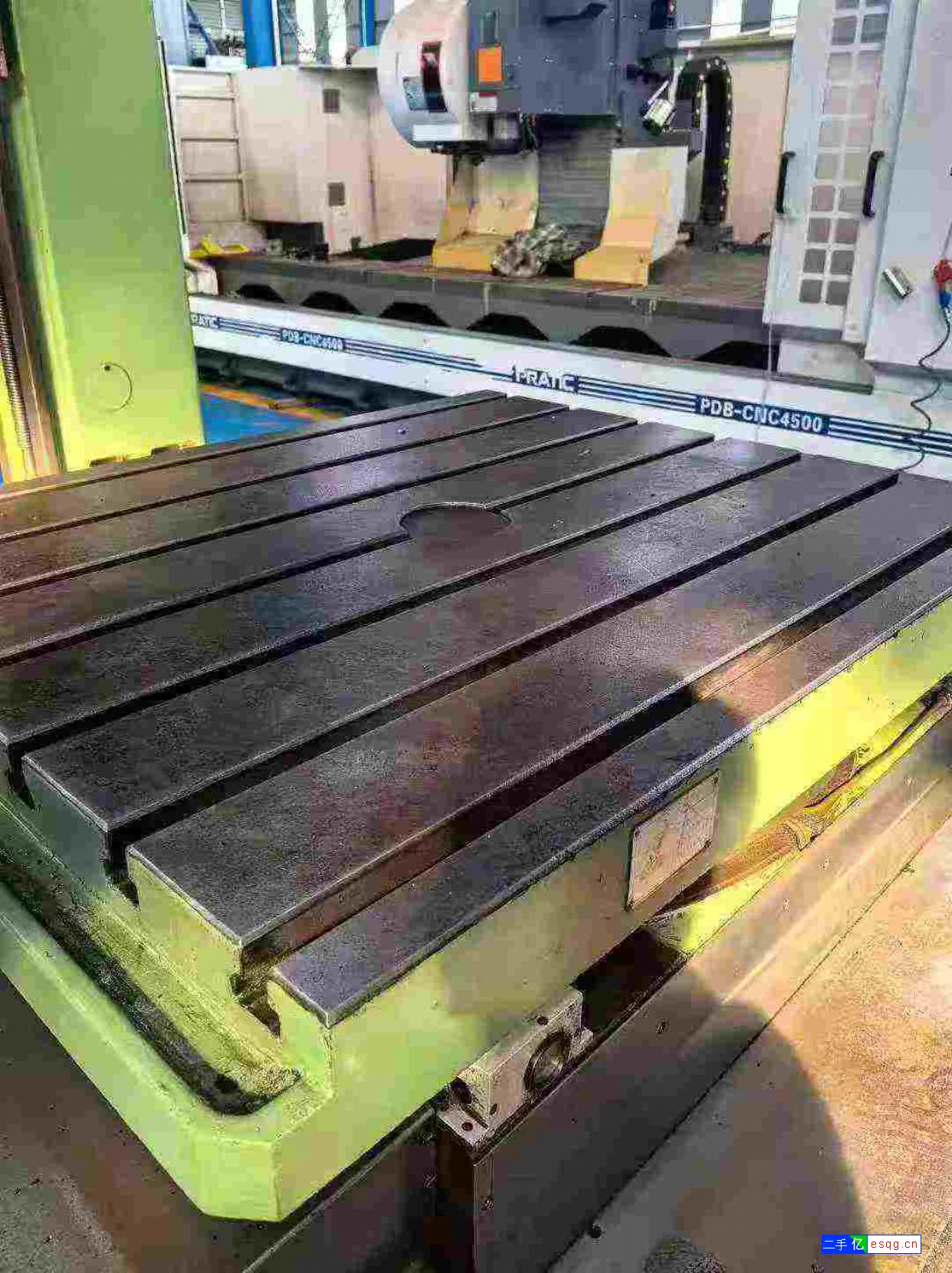 最新到货中捷6111b/2镗床-2