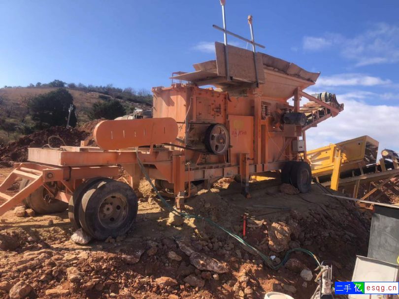 二手半移动免基础时产40吨石子生产线石料破碎机低价-1