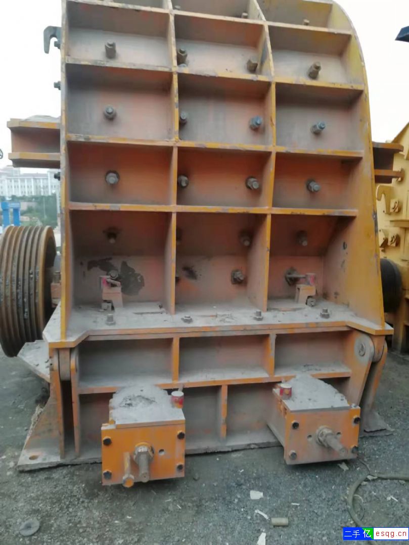 二手时产300吨砂石料石子生产线石料破碎机振动筛带-2