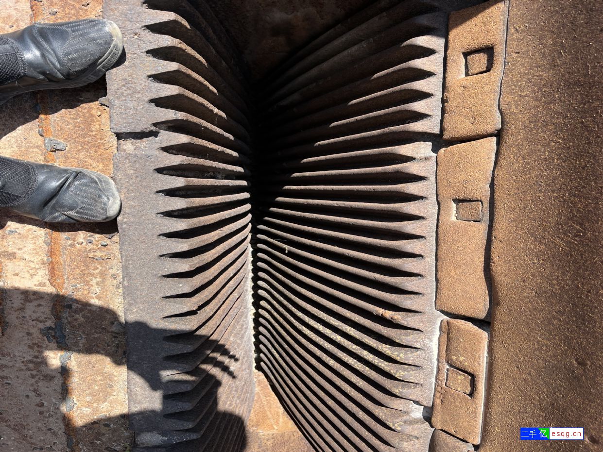 转让二手2512细鄂式破碎机石子选矿生产线-3