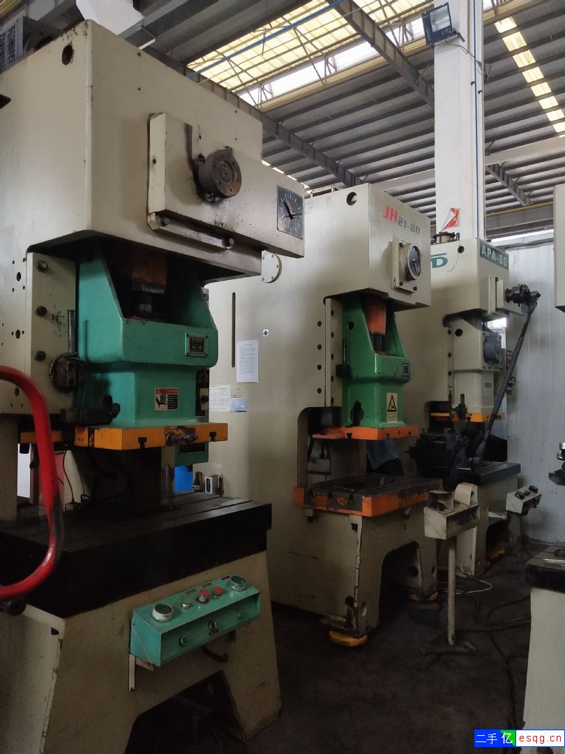 一批扬力气动冲床|25吨，63吨，80吨  125-3