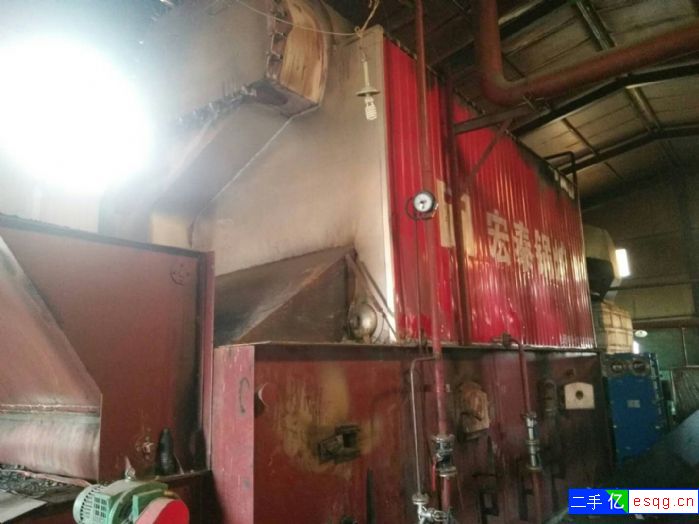 低价出售15年10吨生物质热水锅炉-1