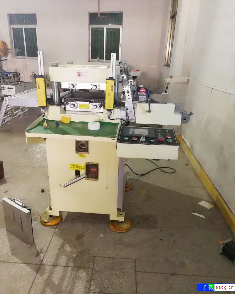 转让飞新达15年出D300套位机270单座模切机-1