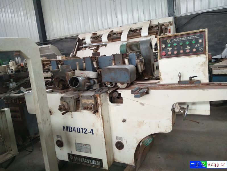 出售二手木工设备;精密锯,单片机,多片锯等-1