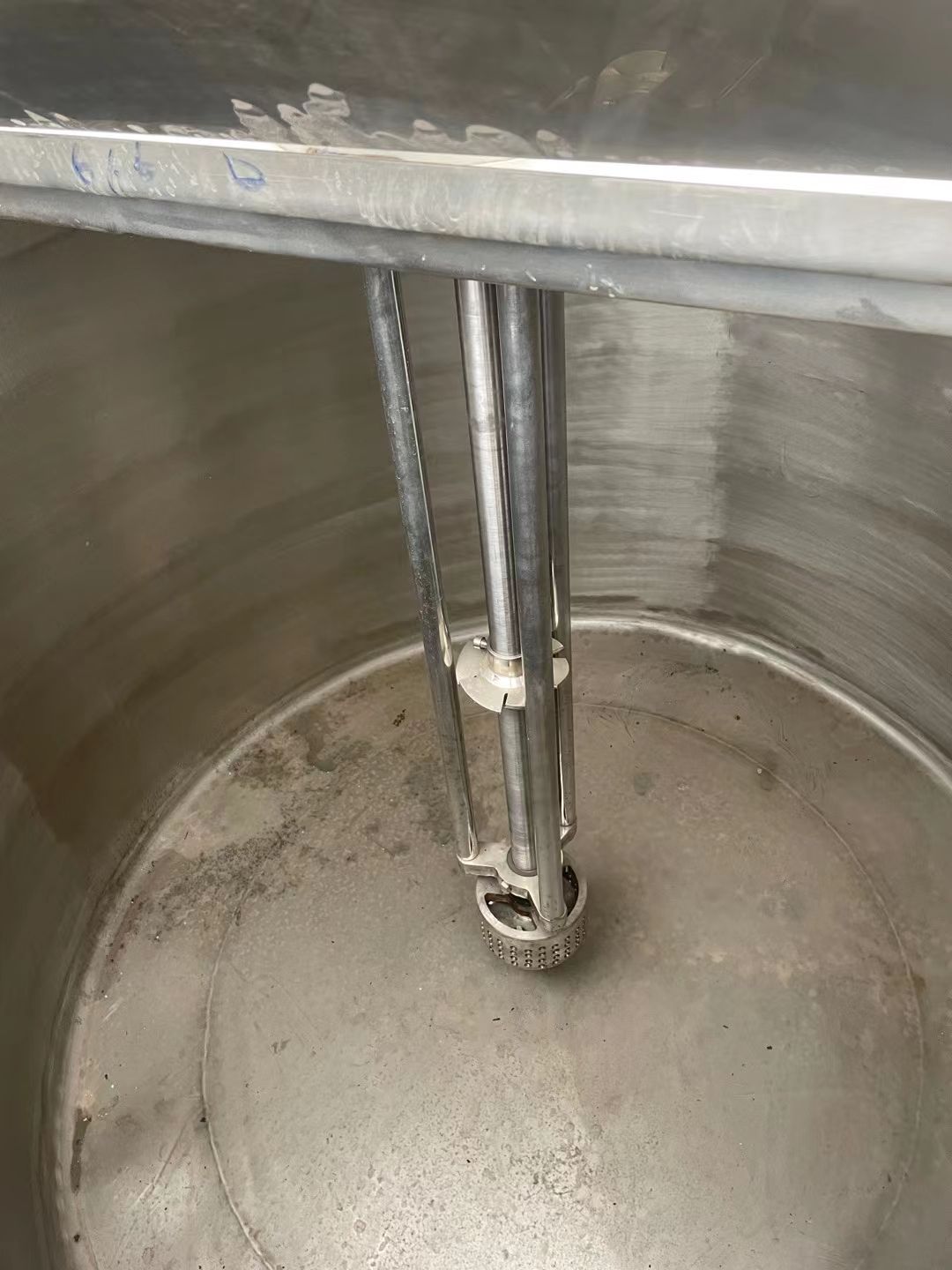 转让二手不锈钢高剪切搅拌罐-2