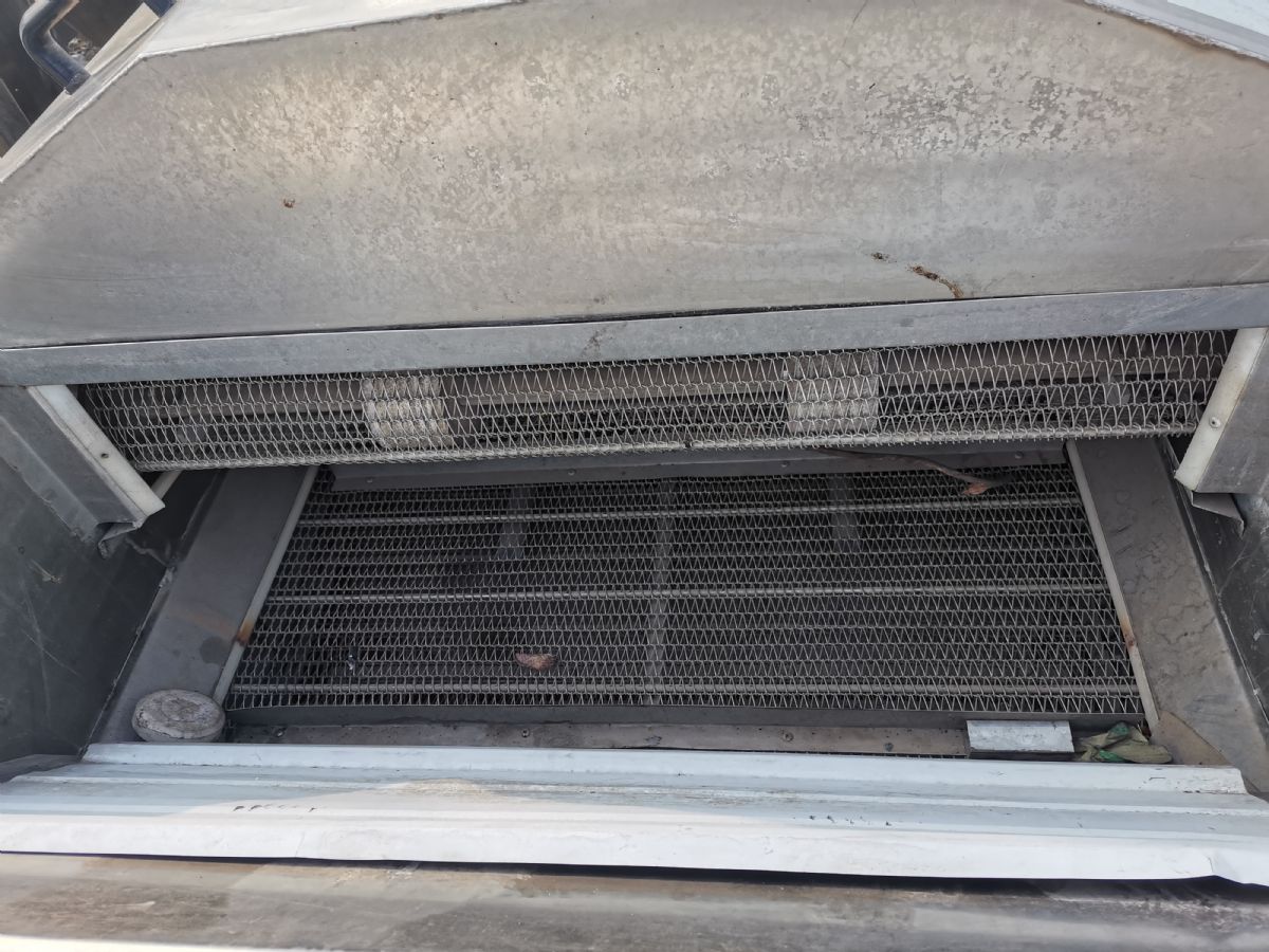 转让一台7米不锈钢网带巴士杀菌机蒸汽加热-2