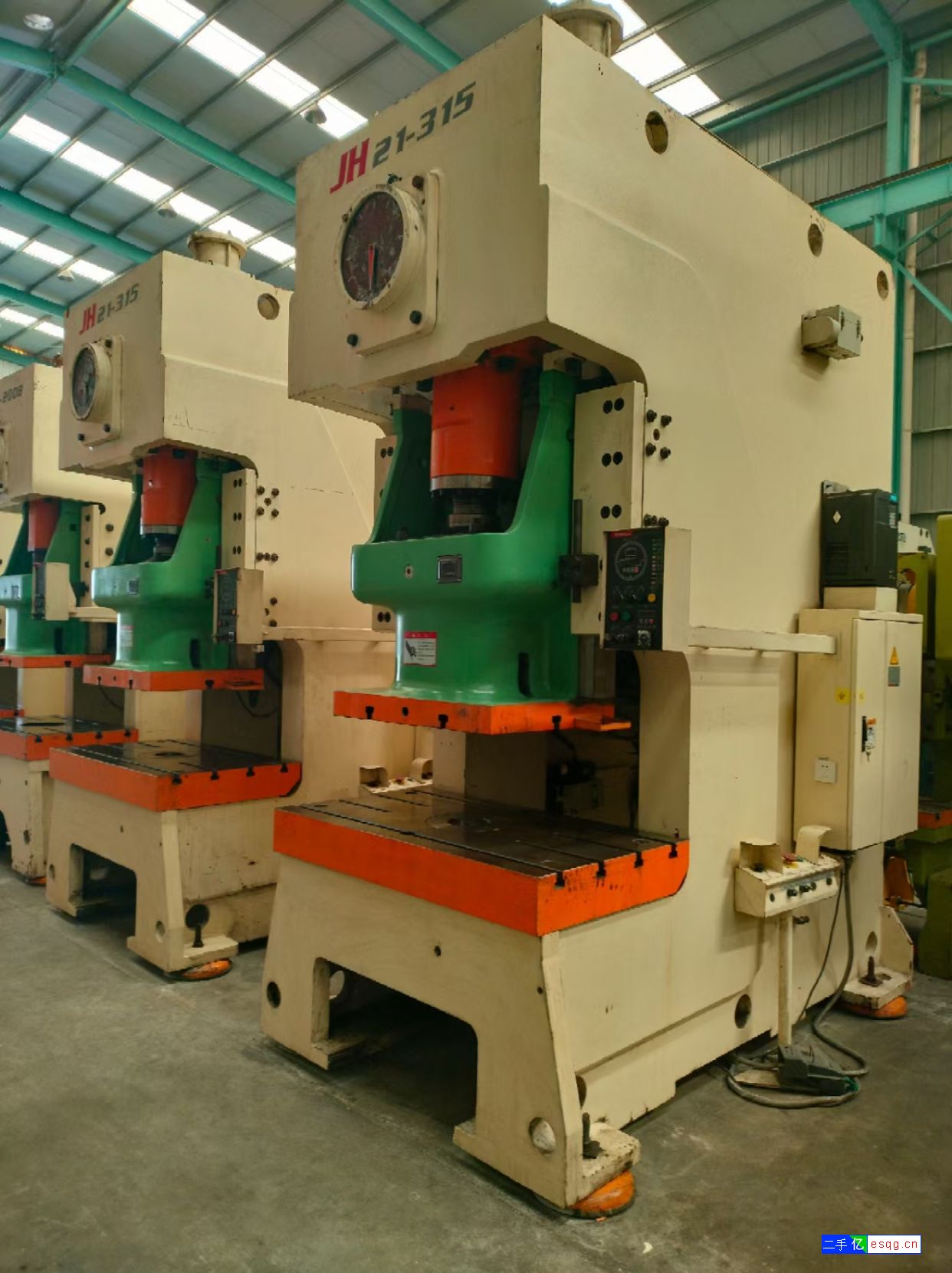 气动冲床多台出售-1