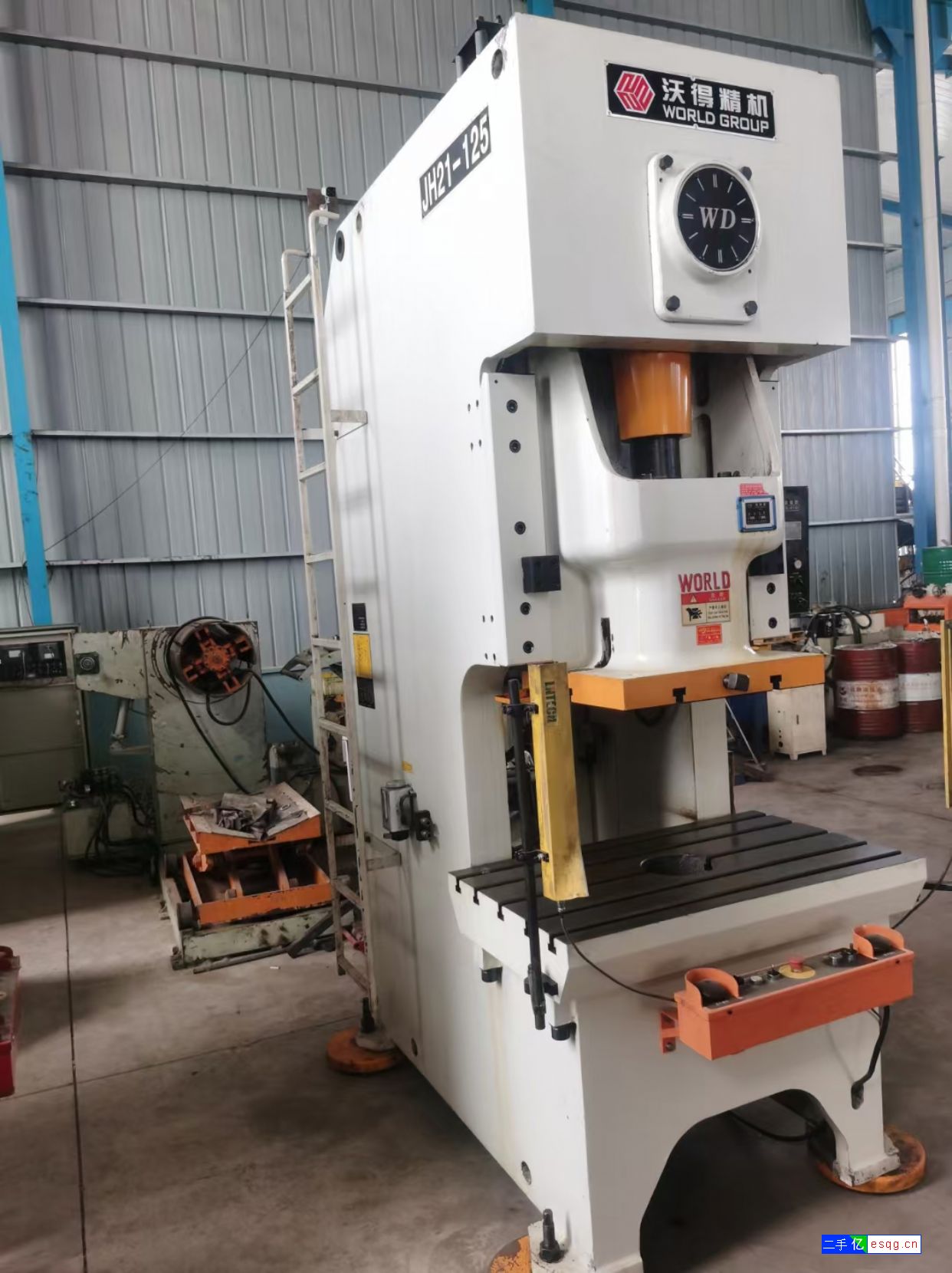 气动冲床多台出售-2