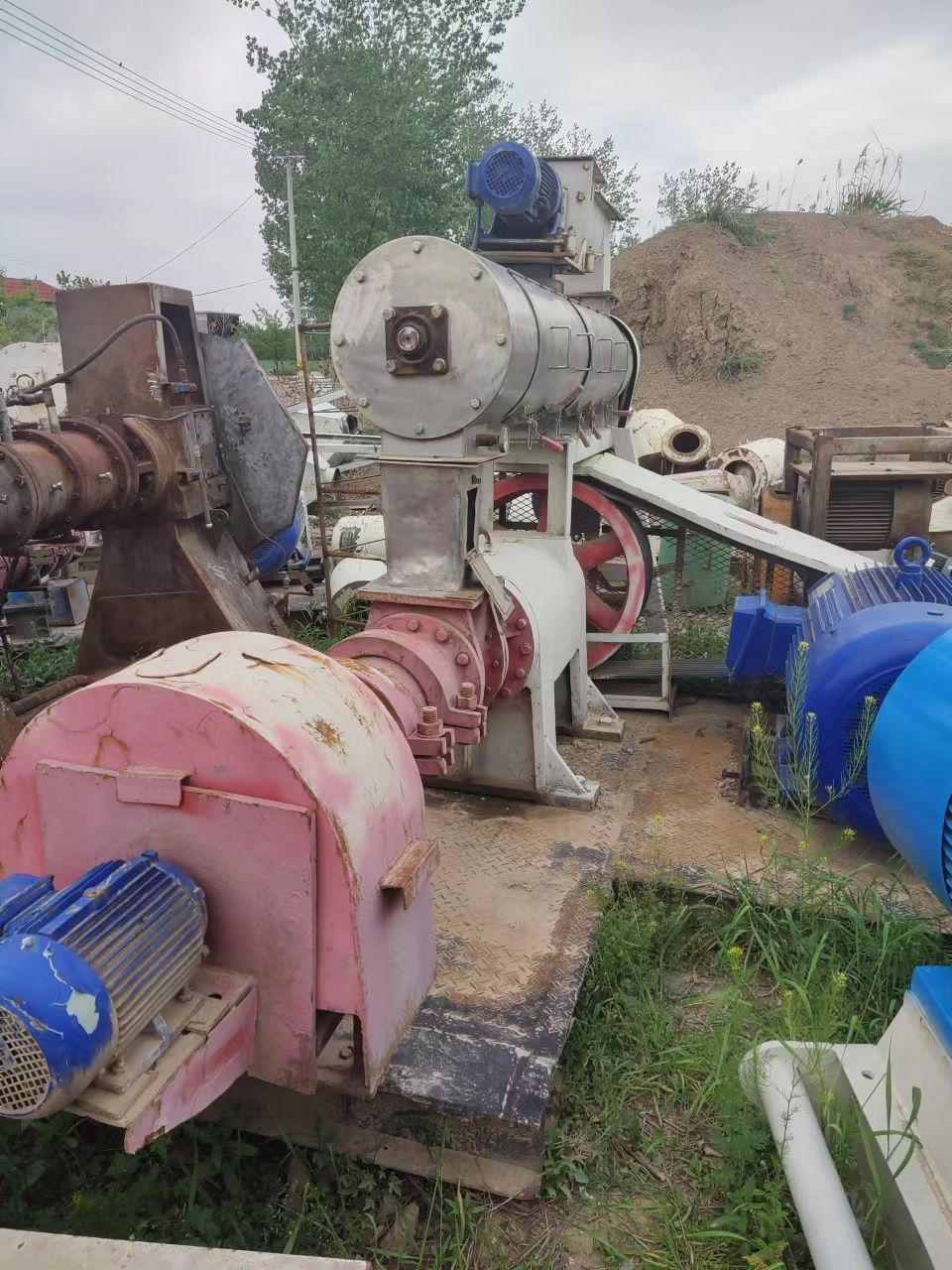 转让一台二手滚筒烘干机，设备优秀-1