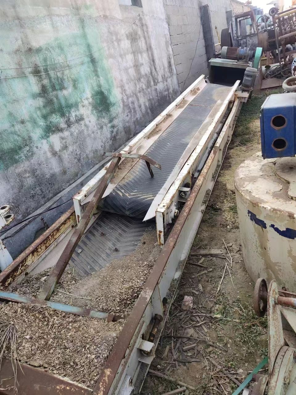 河北天太72孔压块机-2