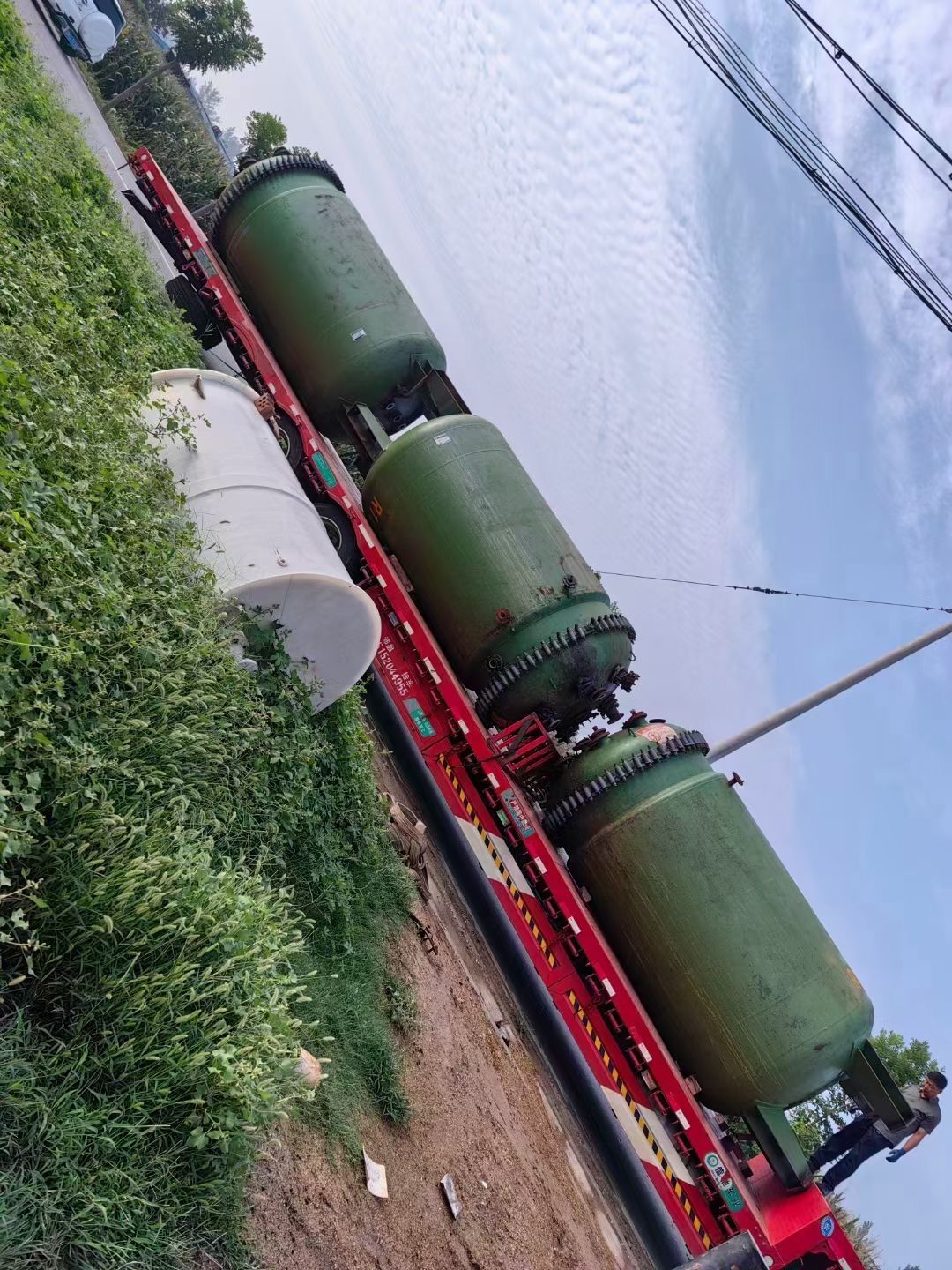 转让7500升二手搪瓷储存罐28台-1