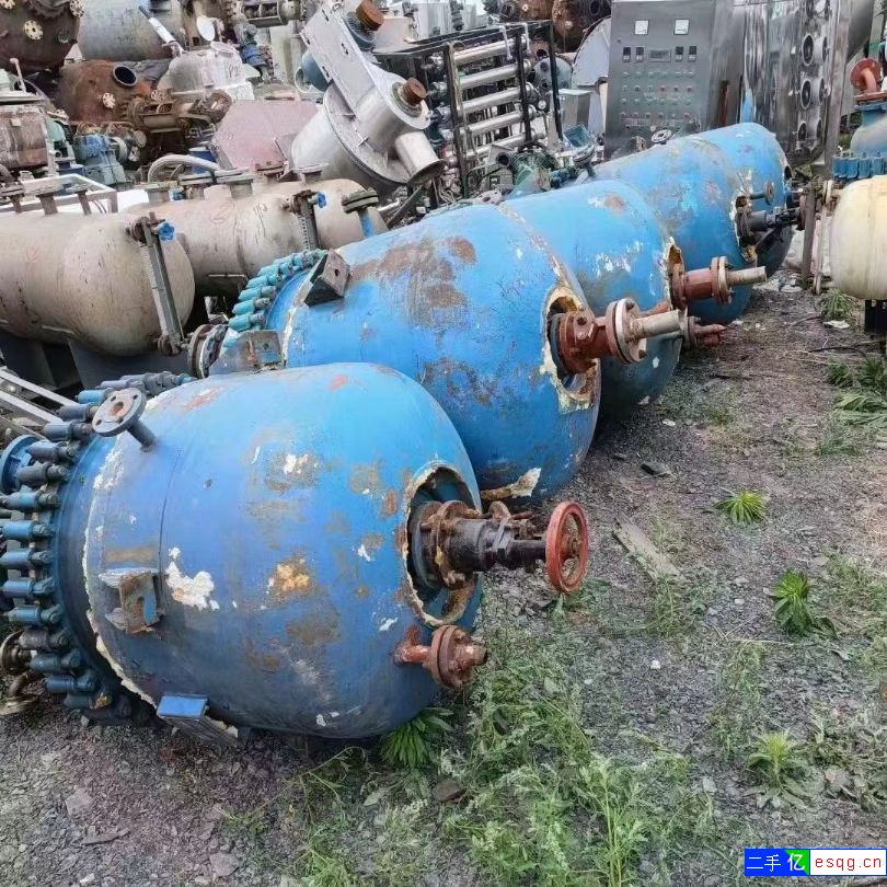 出售二手反应釜 10台2000L工塘搪瓷反应釜-2