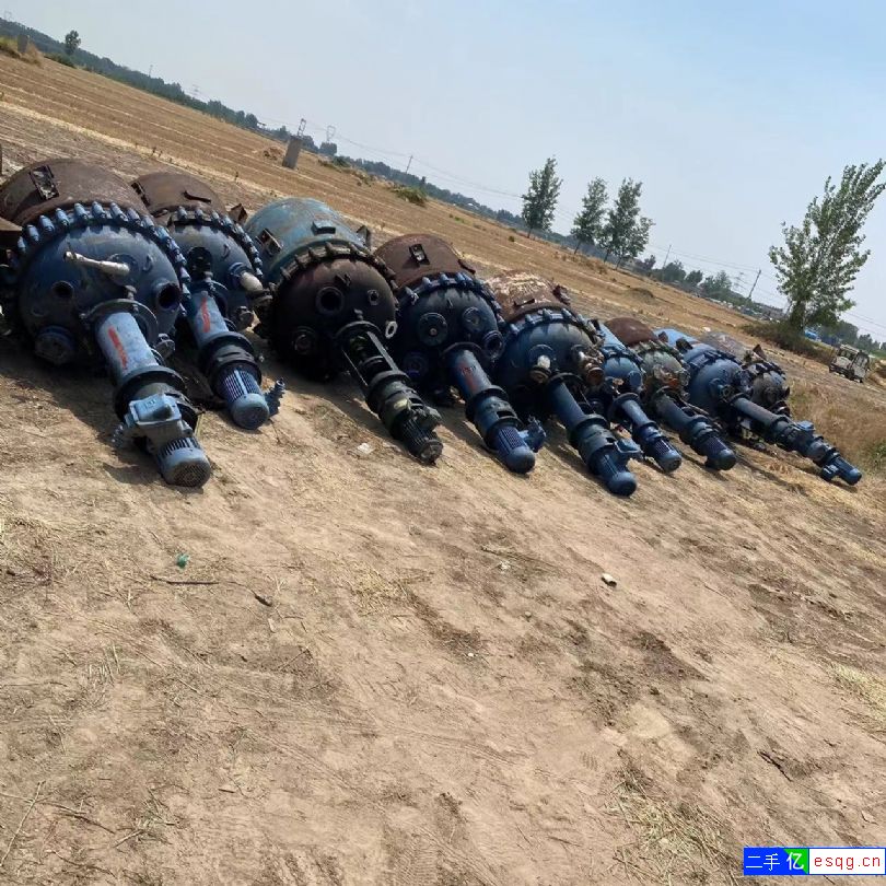 转让二手反应釜 5台5000L太极搪瓷反应釜-1