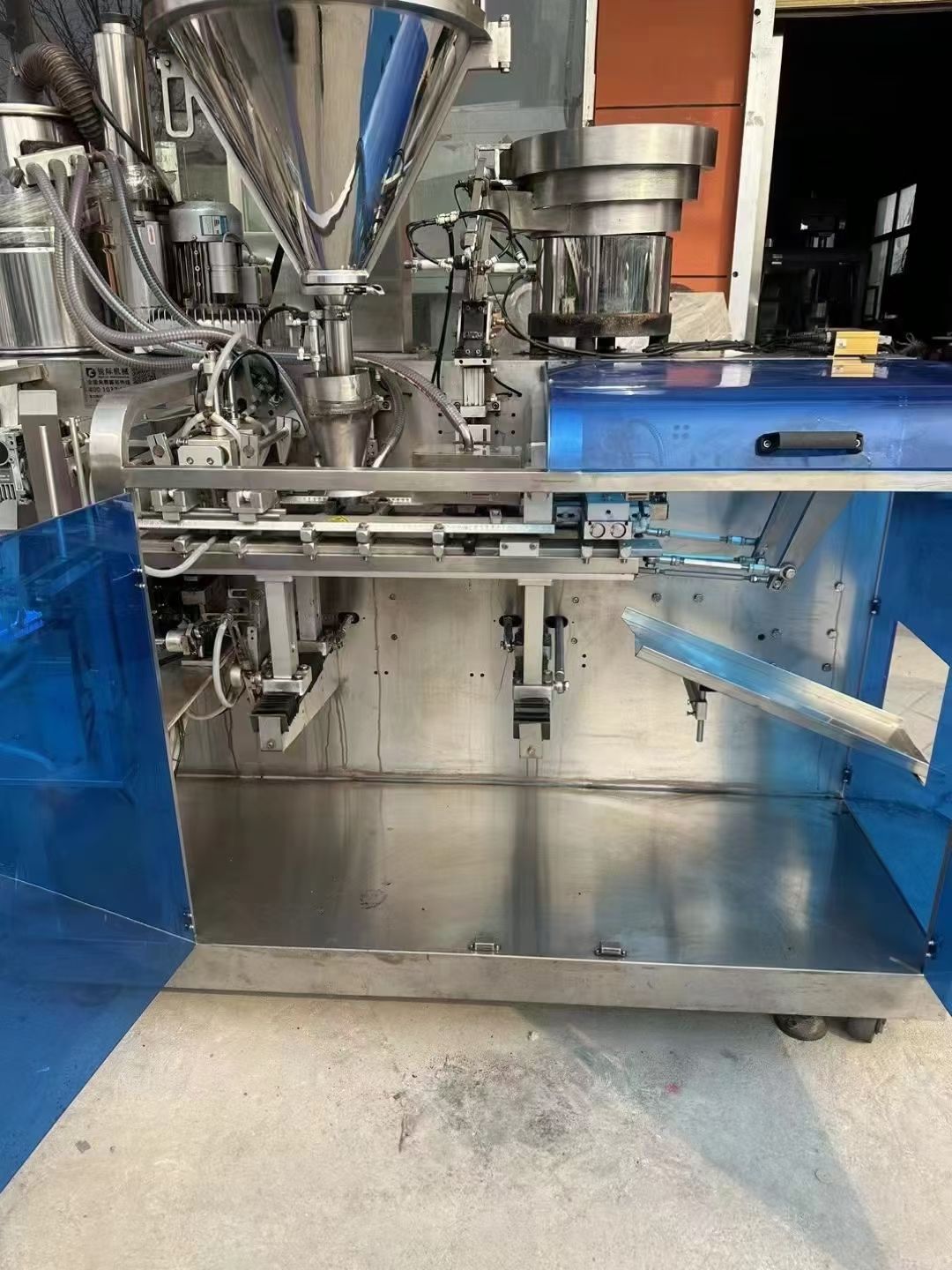 转让二手粉末包装机 一台包装一公斤水平粉末给袋包装-2