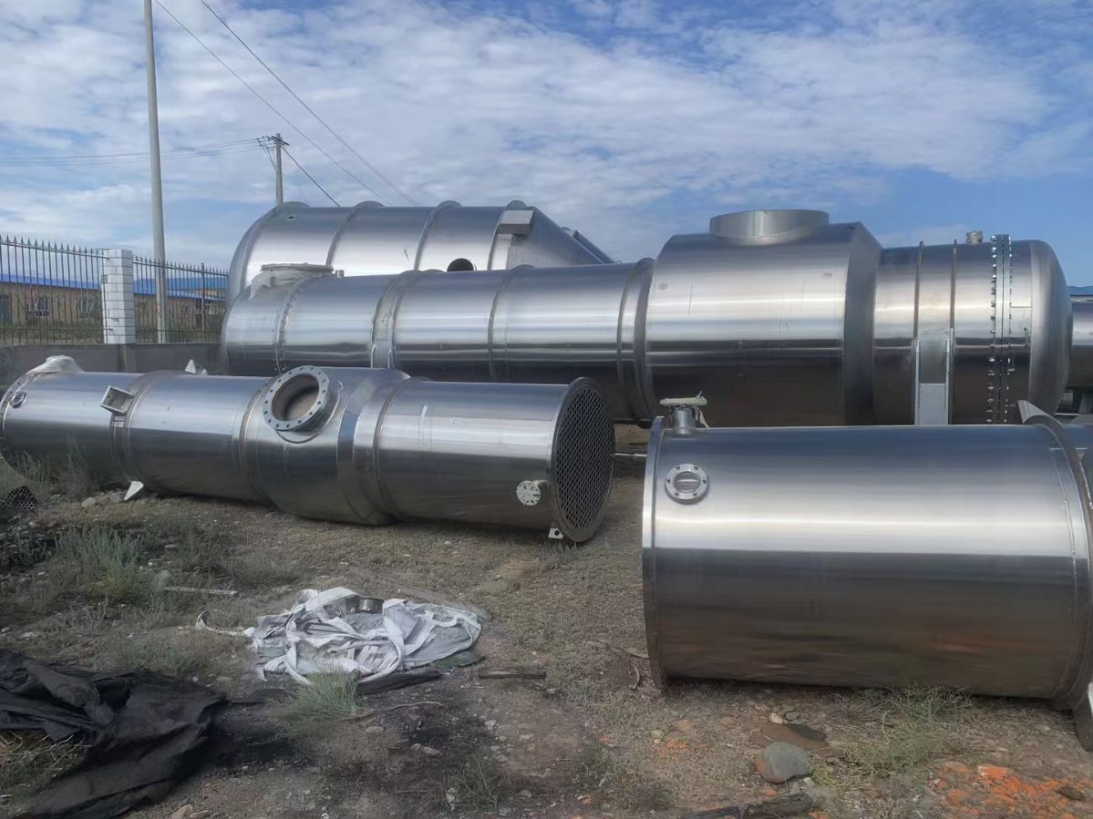 转让二手强制循环蒸发器 两套三效四体70吨上海神农-1