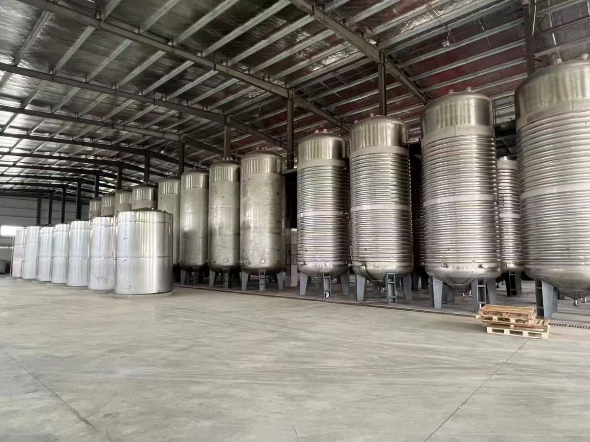 转让二手立式发酵罐 26台容积25立方内外盘管立式-1