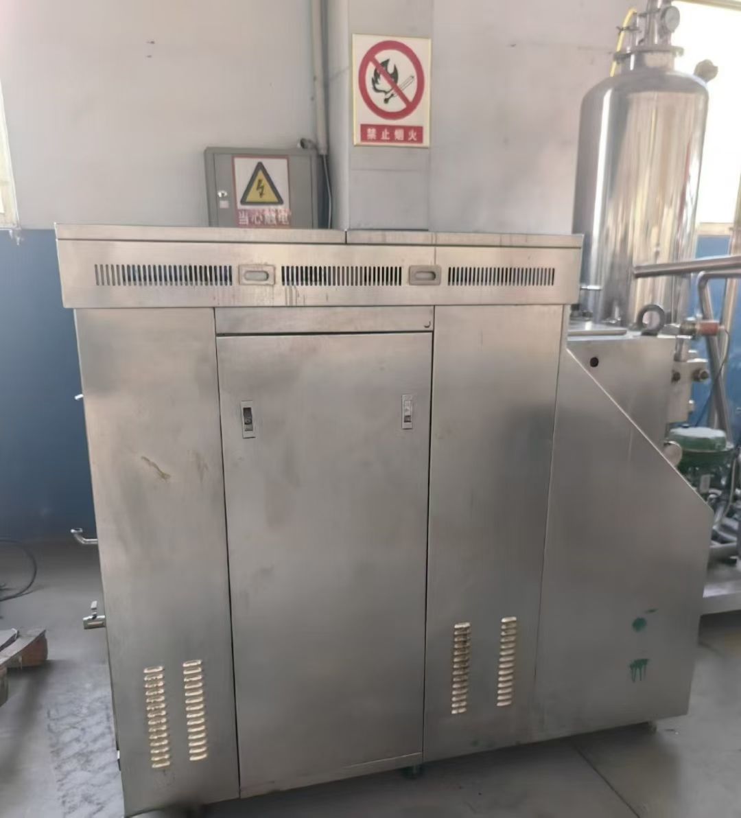 转让二手高压均质机 一台流量4000L压力60兆帕-2