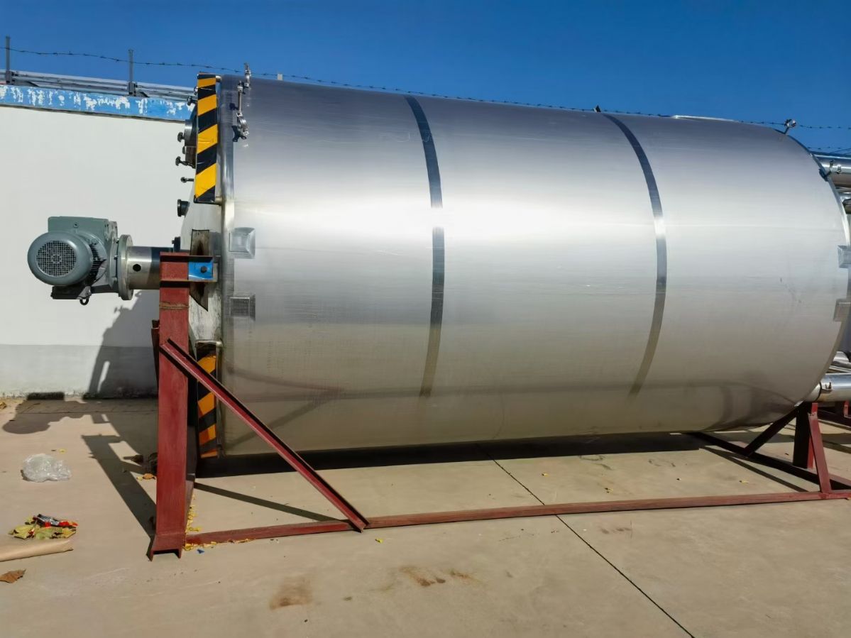 转让二手乳品发酵罐 四台容积20立方外抛光不锈钢乳-2