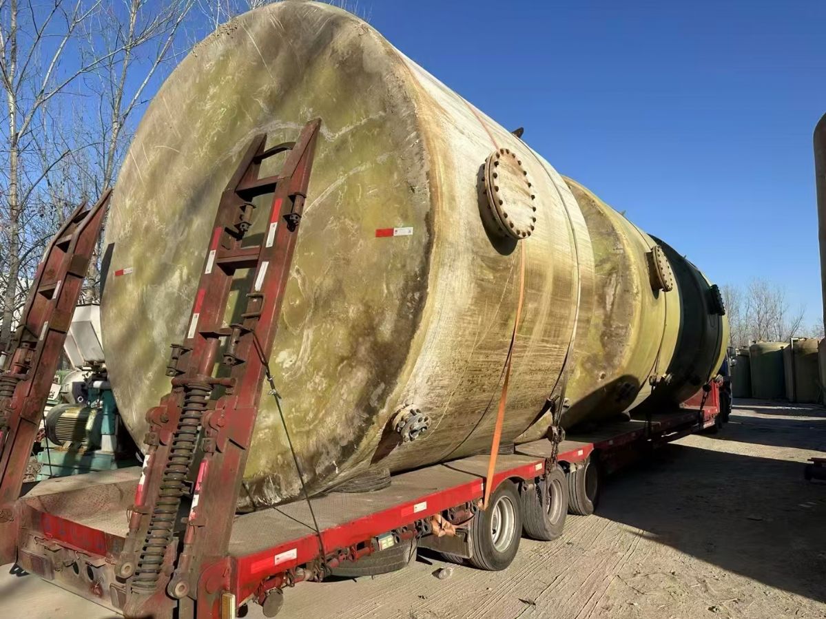 转让二手玻璃钢罐 六台容积50立方原装水立式食品级-2