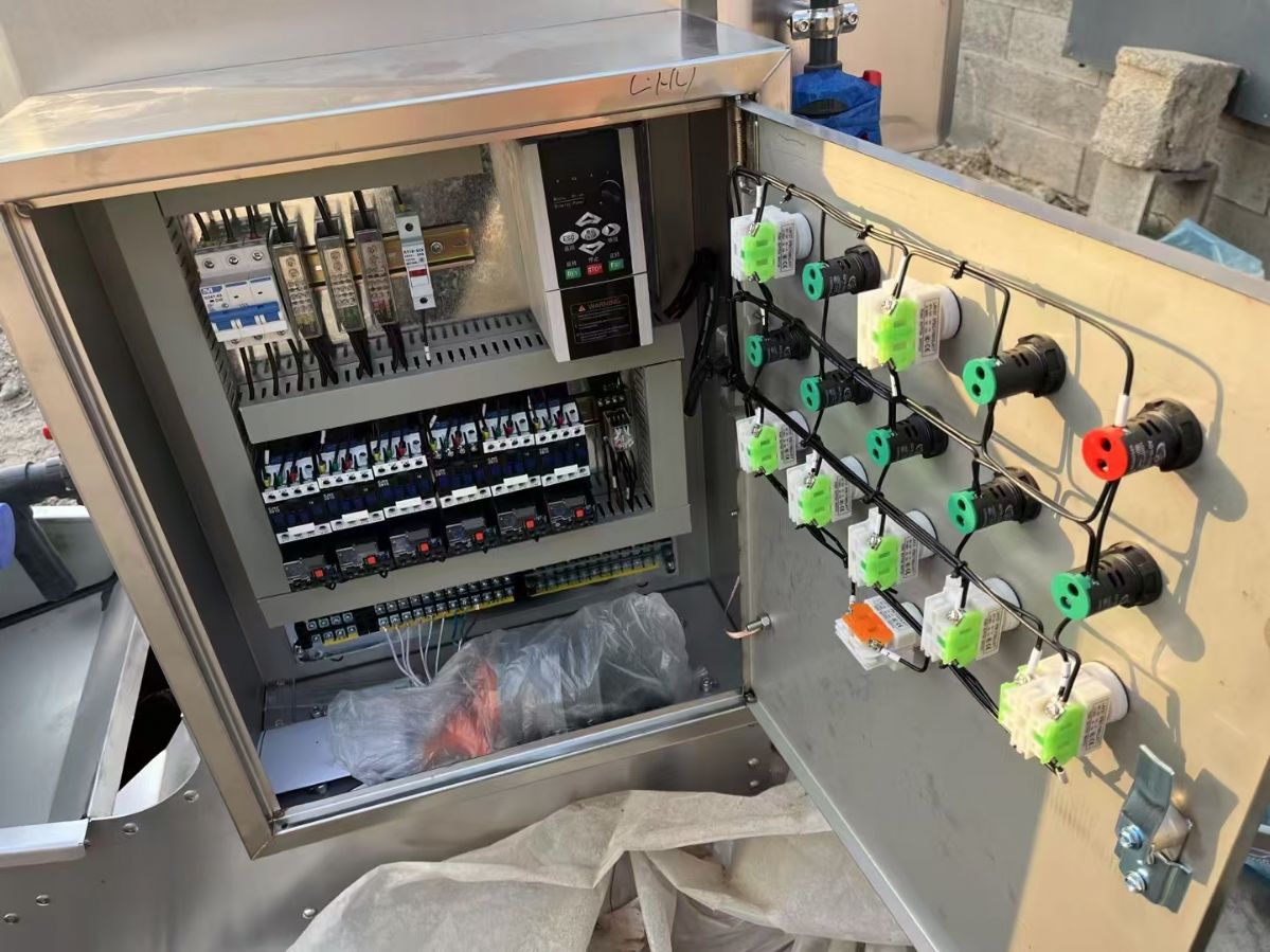 转让二手污泥脱水机 两台301型未进物料叠螺式污泥-1