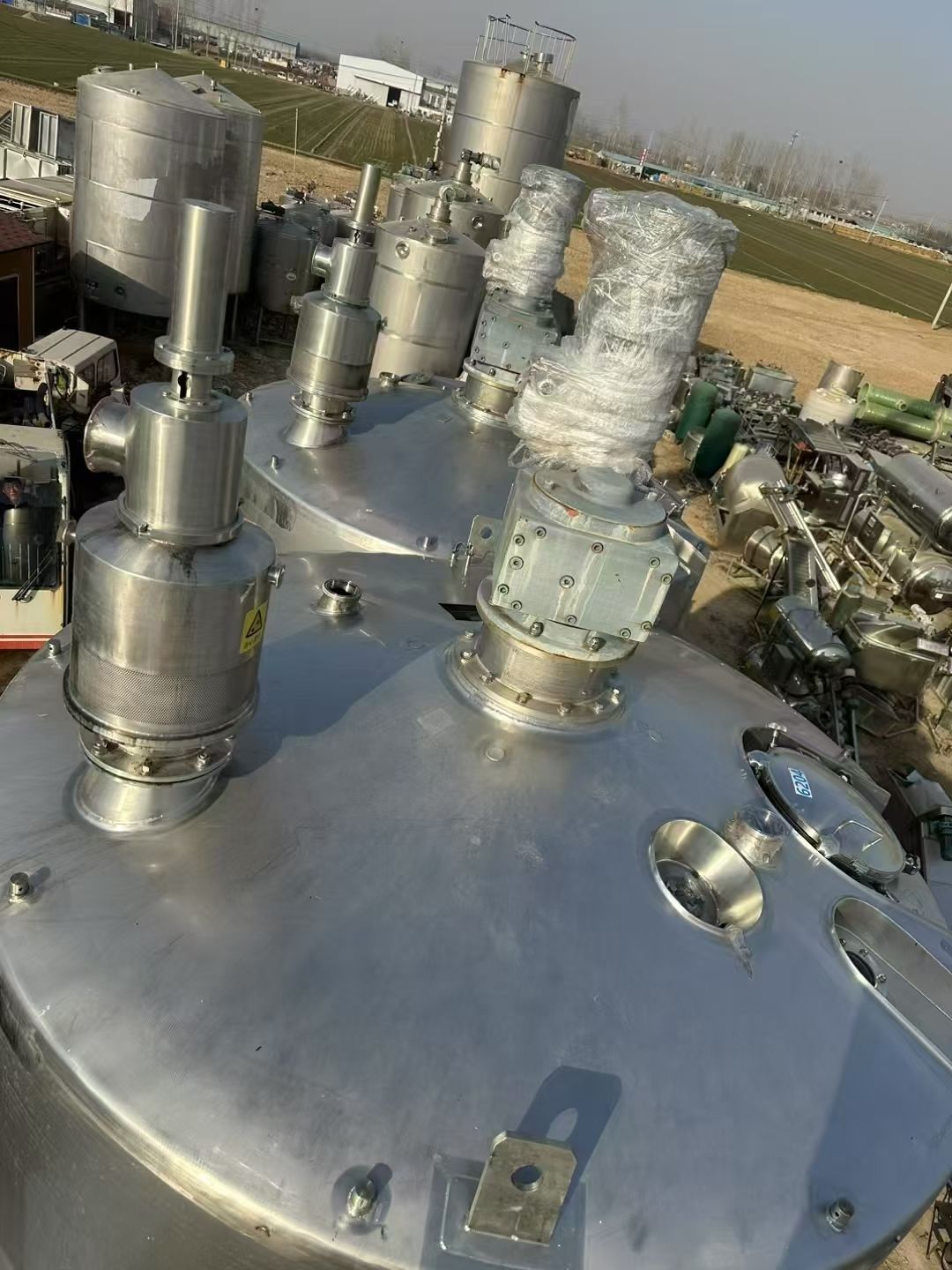 转让二手保温搅拌罐 六台容积22立方立式带电机保温-1