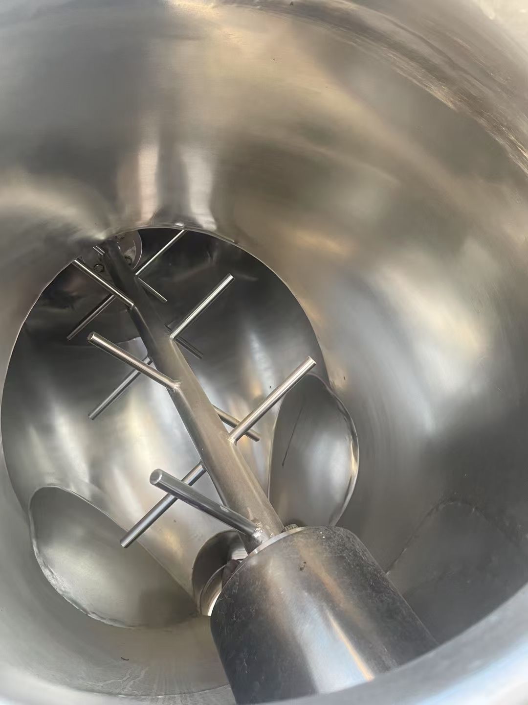 转让二手V型混合机 一台容积500升配强制搅拌高效-2