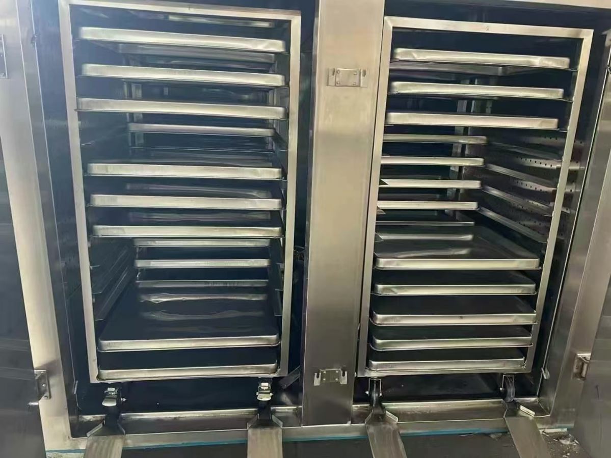 转让二手热风烘箱 一台四门八车192盘蒸汽加热热风-1